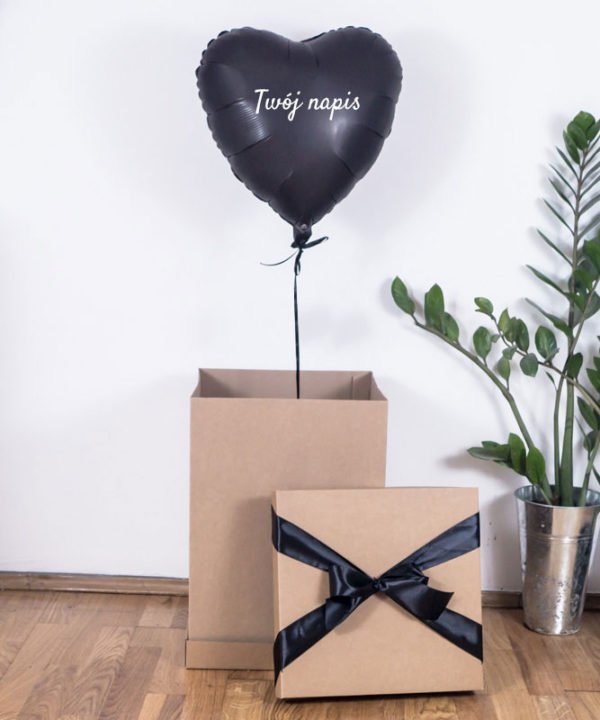 Balon z helem na prezent – Czarne serce + Twój napis