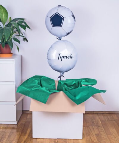 Balony z helem na prezent dla fana piłki nożnej