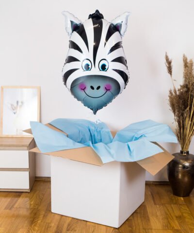 Balon wypełniony helem w pudełku – Wesoła Zebra