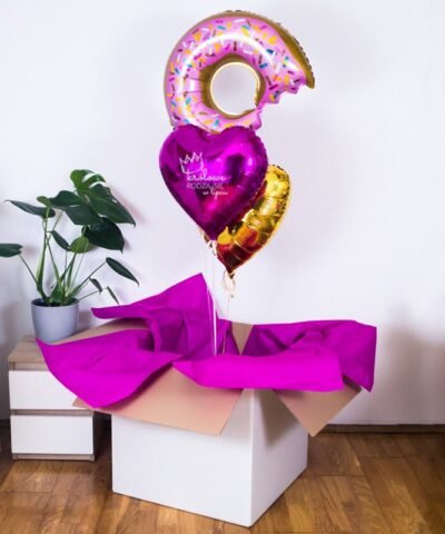 Kolorowe balony z helem na urodziny dla niej