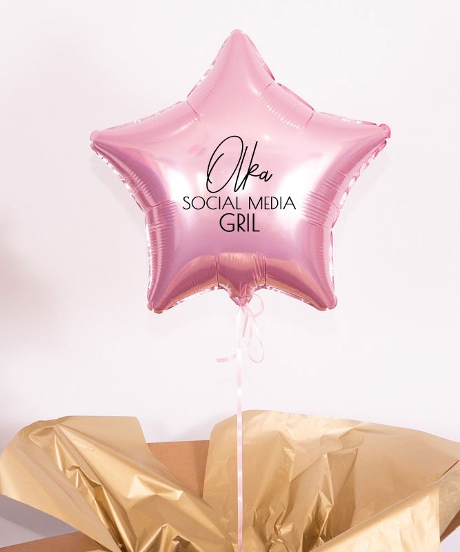 Balon w pudełku różowa gwiazdka z helem Social Media Girl