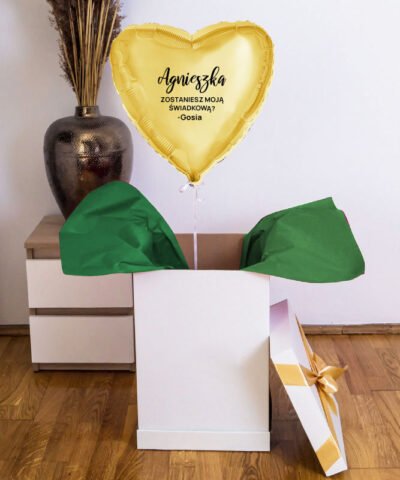 Prośba o bycie świadkową – balon z helem w pudełku
