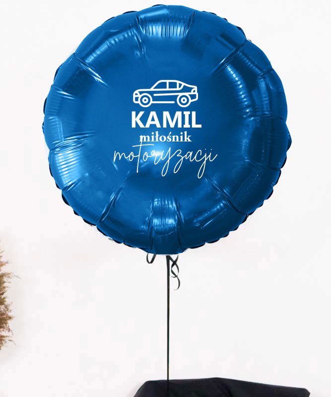 Pomysł na prezent dla fana motoryzacji – balon niebieskie koło Miłośnik
