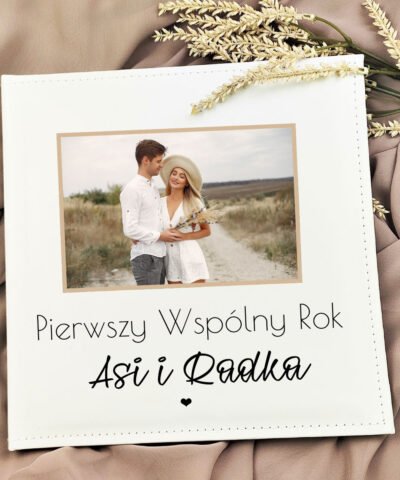 Prezent na rocznicę związku – Album na zdjęcia PIERWSZY ROK RAZEM