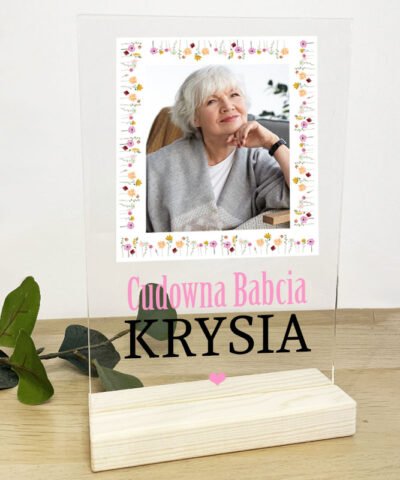 Elegancki prezent dla Babci ze zdjęciem – Statuetka CUDOWNA