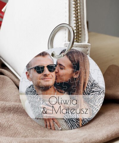 Okrągły brelok ze zdjęciem dla pary + imiona