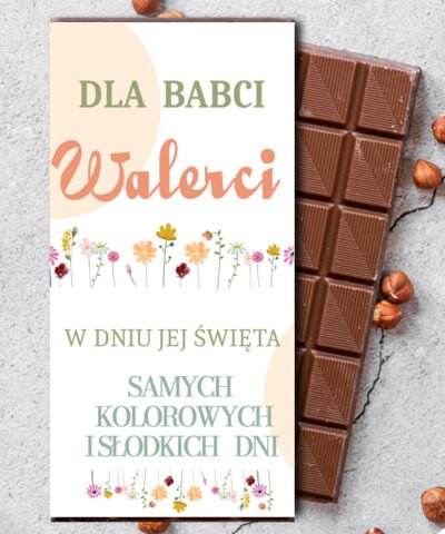 Mleczna czekolada z personalizacją na prezent dla Babci – ŁĄKA