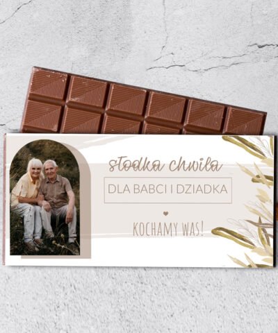 Słodki prezent na Dzień Babci i Dziadka z ich zdjęciem CZEKOLADA BOHO