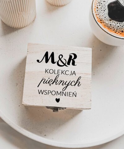 ZESTAW ZDJĘĆ HARMONIJKA w drewnianym pudełku + personalizacją – KOLEKCJA