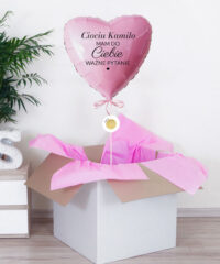 Balon wyskakujący z pudełka dla przyszłej Matki Chrzestnej różowe serce