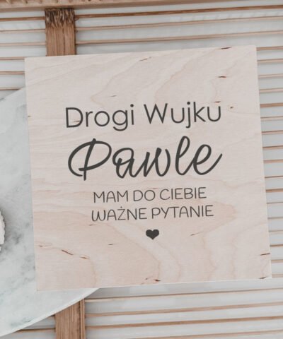 Prezent ze zdrapką dla Ojca Chrzestnego Drewniane Pudełeczko