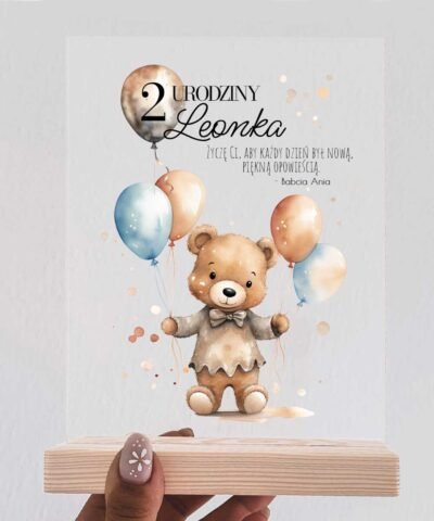 Prezent na urodziny STATUETKA Z NADRUKIEM – Miś z balonami