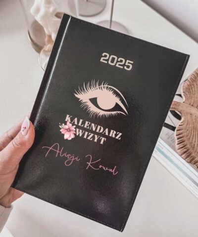 Kalendarz dla stylistki rzęs z imieniem na prezent