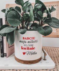 Doniczka dla babci z nadrukiem - Miłość Kwitnie