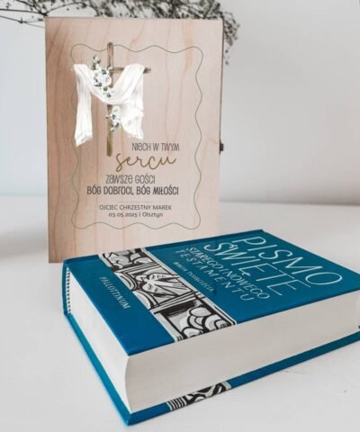 Prezent Komunijny biblia w pudełku – Krzyż z szatą