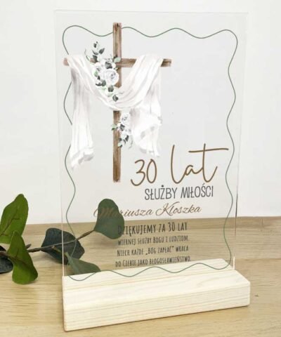 Prezent na 30-lecie kapłaństwa Statuetka z imieniem