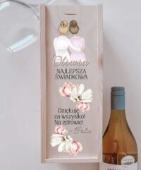 Stylowa skrzynka na wino - podziękowanie dla świadkowej