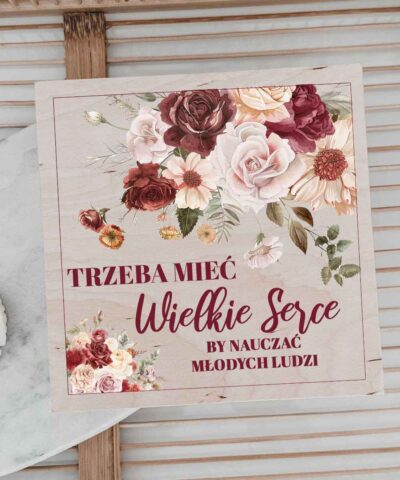 Personalizowane drewniane pudełko z życzeniami i zdjęciem – prezent na Dzień Nauczyciela