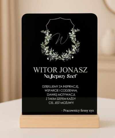 Prezent dla szefa – ekskluzywna statuetka z dedykacją Monogram