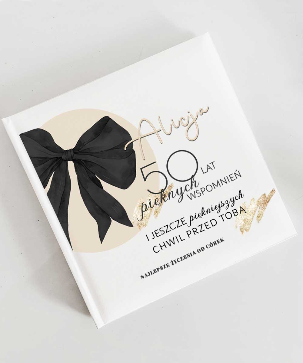 Album na zdjęcia na 50 urodziny z personalizacją KOKARDA