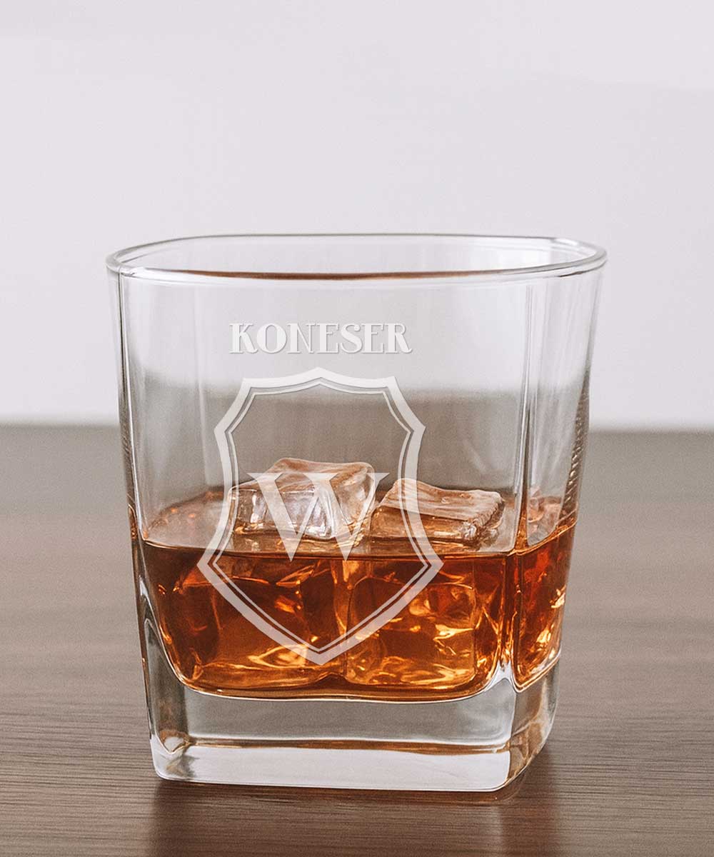 Szklanka do whisky – prezent dla konesera whisky