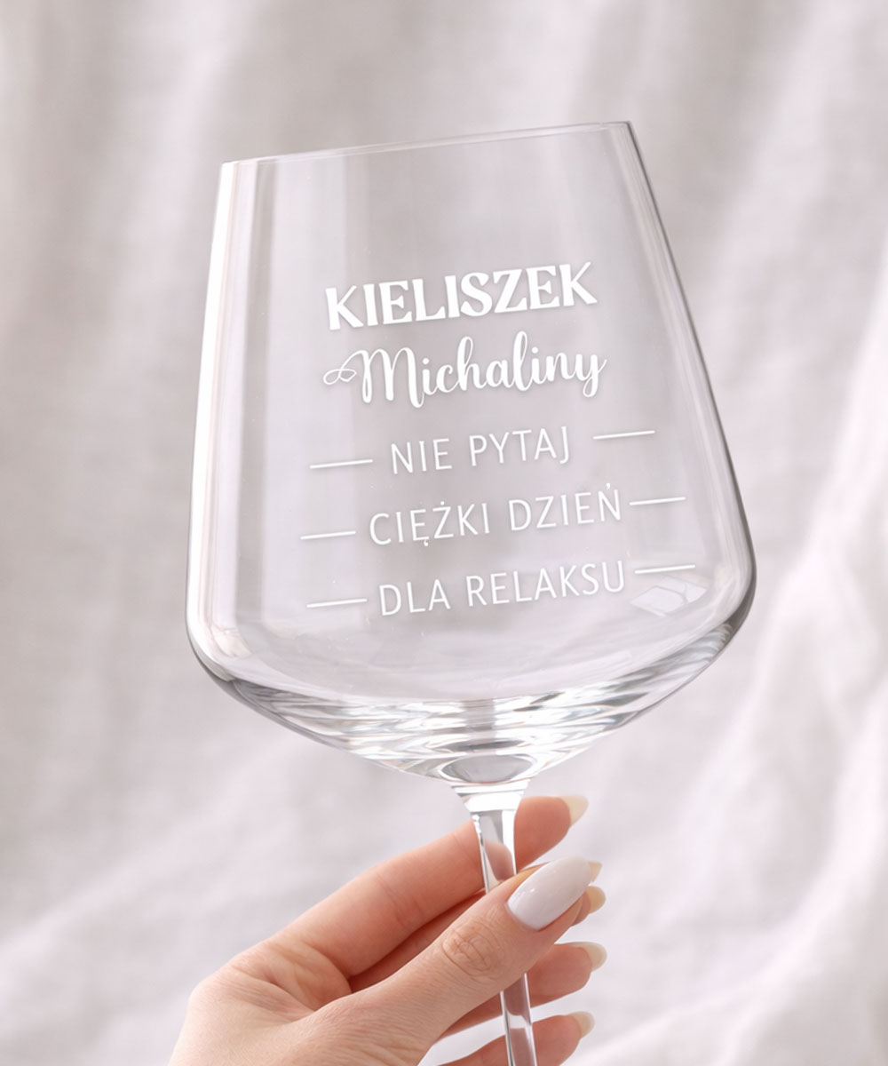 Kieliszek do wina xxl - kreatywny prezent dla przyjaciółki