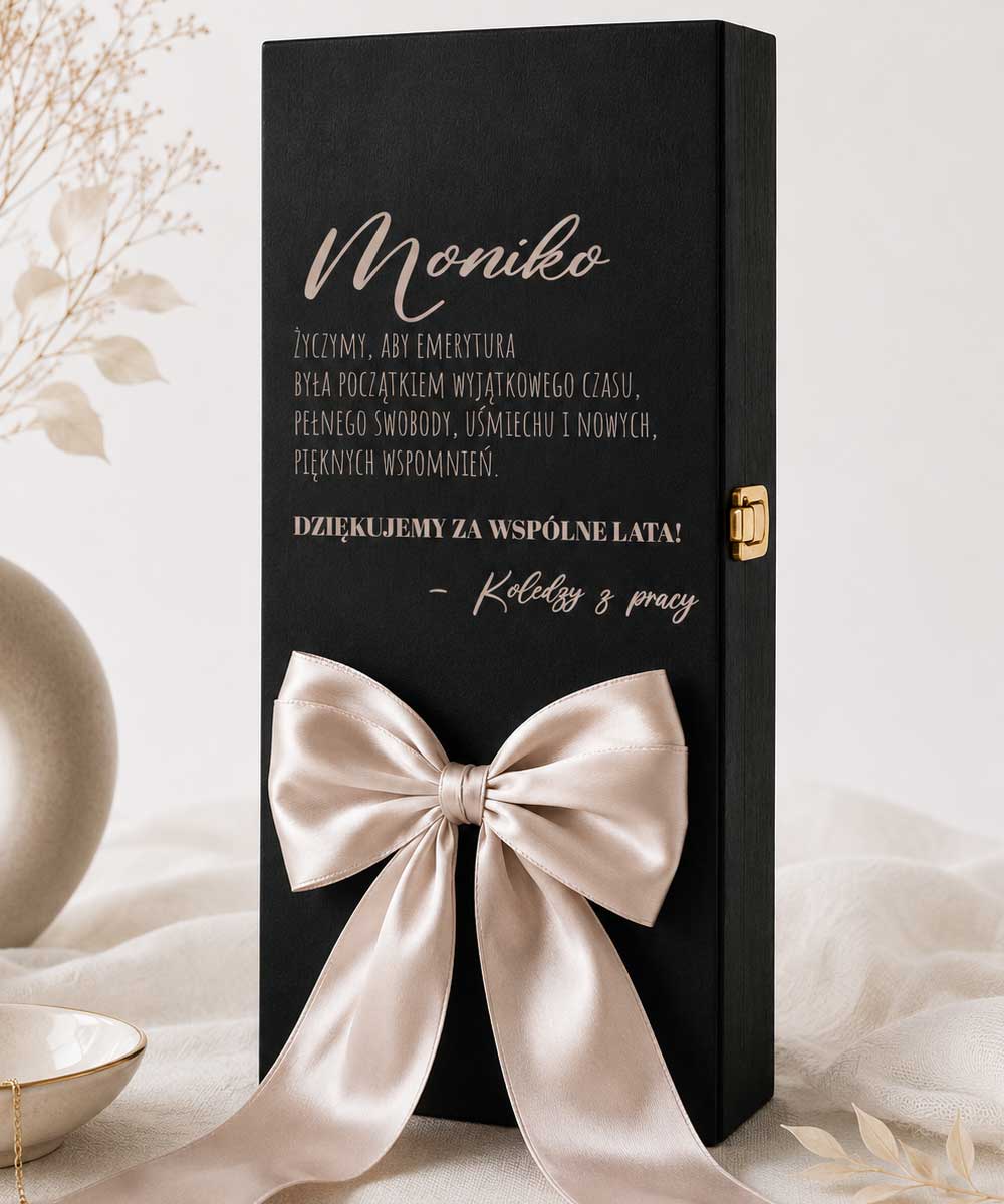 Drewniana skrzynka na alkohol na emeryturę z personalizacją + kokarda handmade