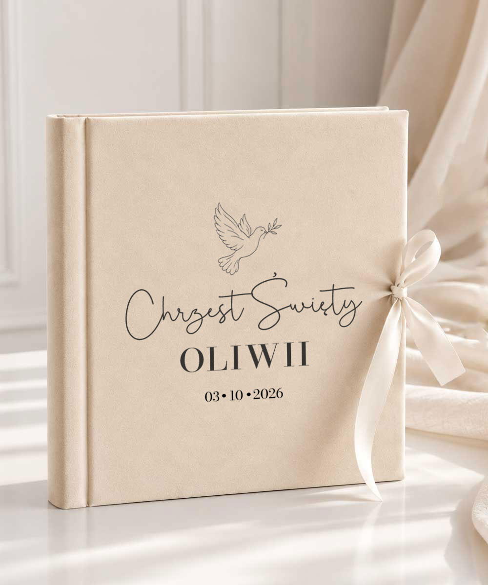 Album na zdjęcia na chrzest od dziadków z gołąbkiem