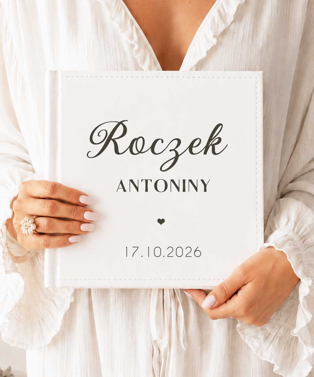 Personalizowany album na zdjęcia dziecka delikatny minimalistyczny na roczek