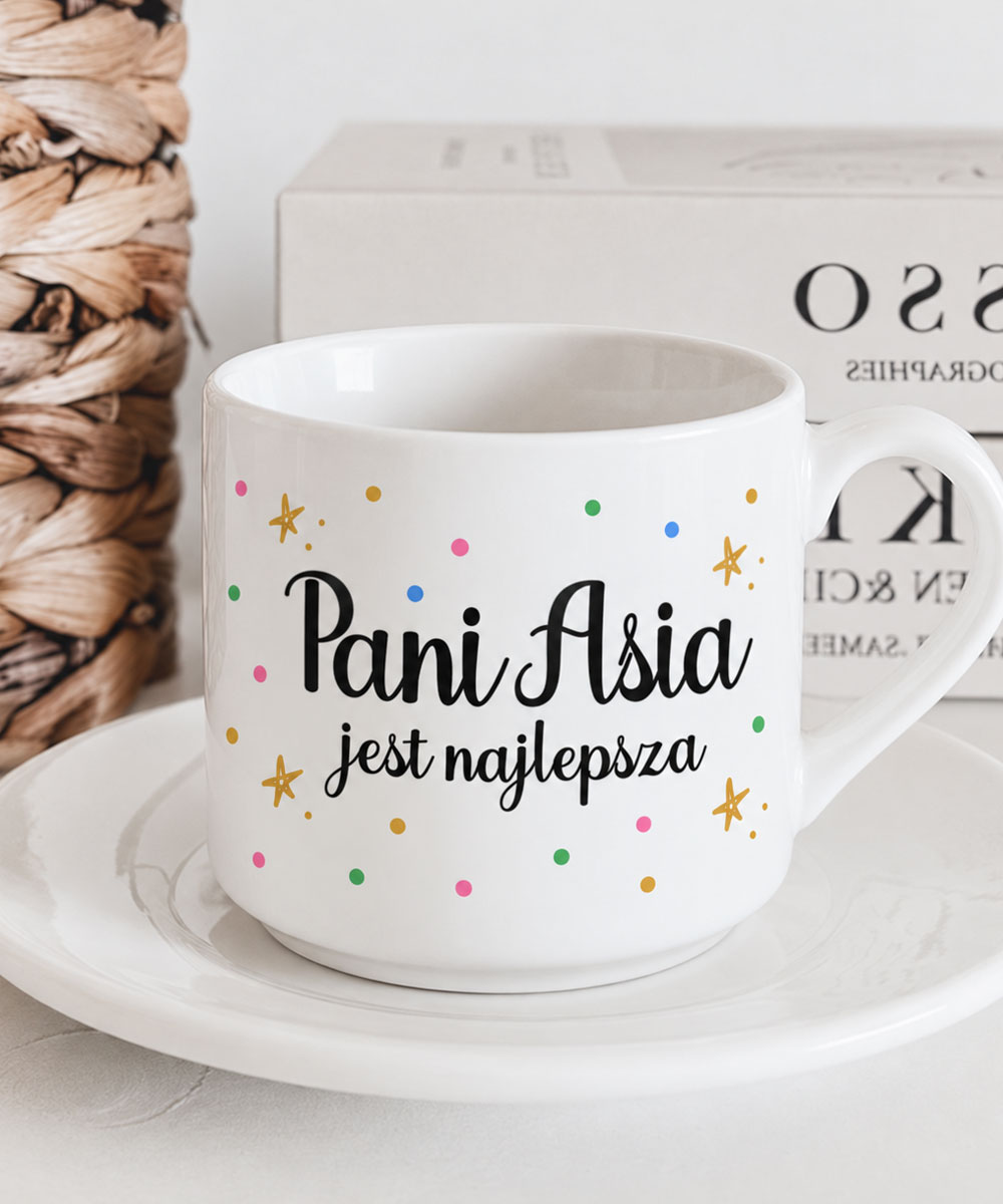 Filiżanka na kawę dla przedszkolanki z imieniem- kropeczki